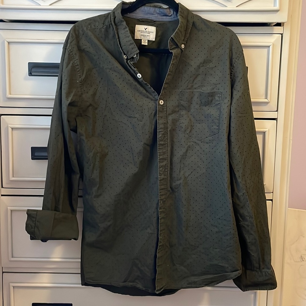 Men’s XL slim fit AE button down shirt